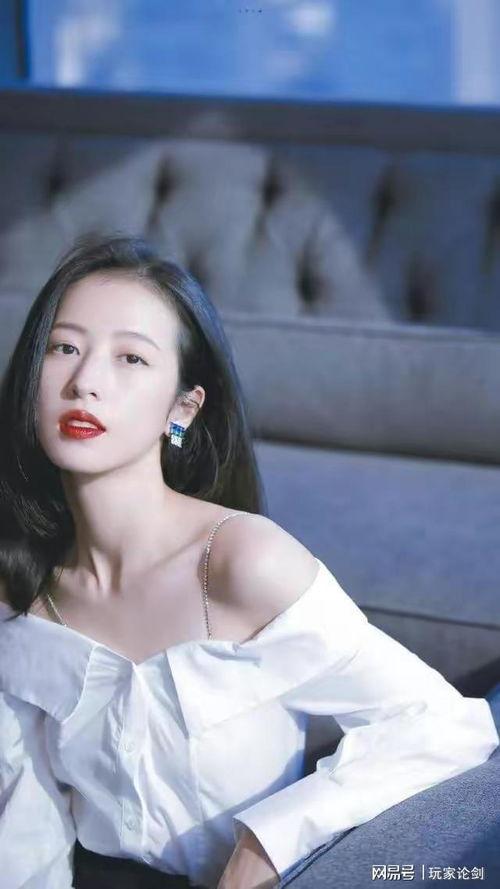 娱乐吃瓜酱 周雨彤,娱乐吃瓜酱下的璀璨星辉